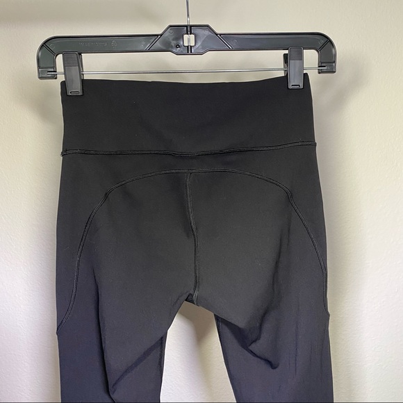 lululemon Reflective Extra Mile Tight - Picture 4 of 11